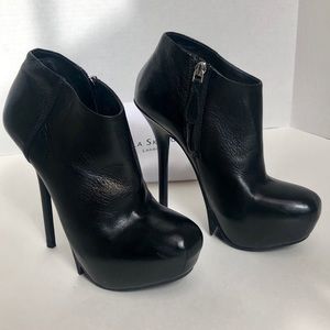 Authentic Camilla Skovgaard leather booties.